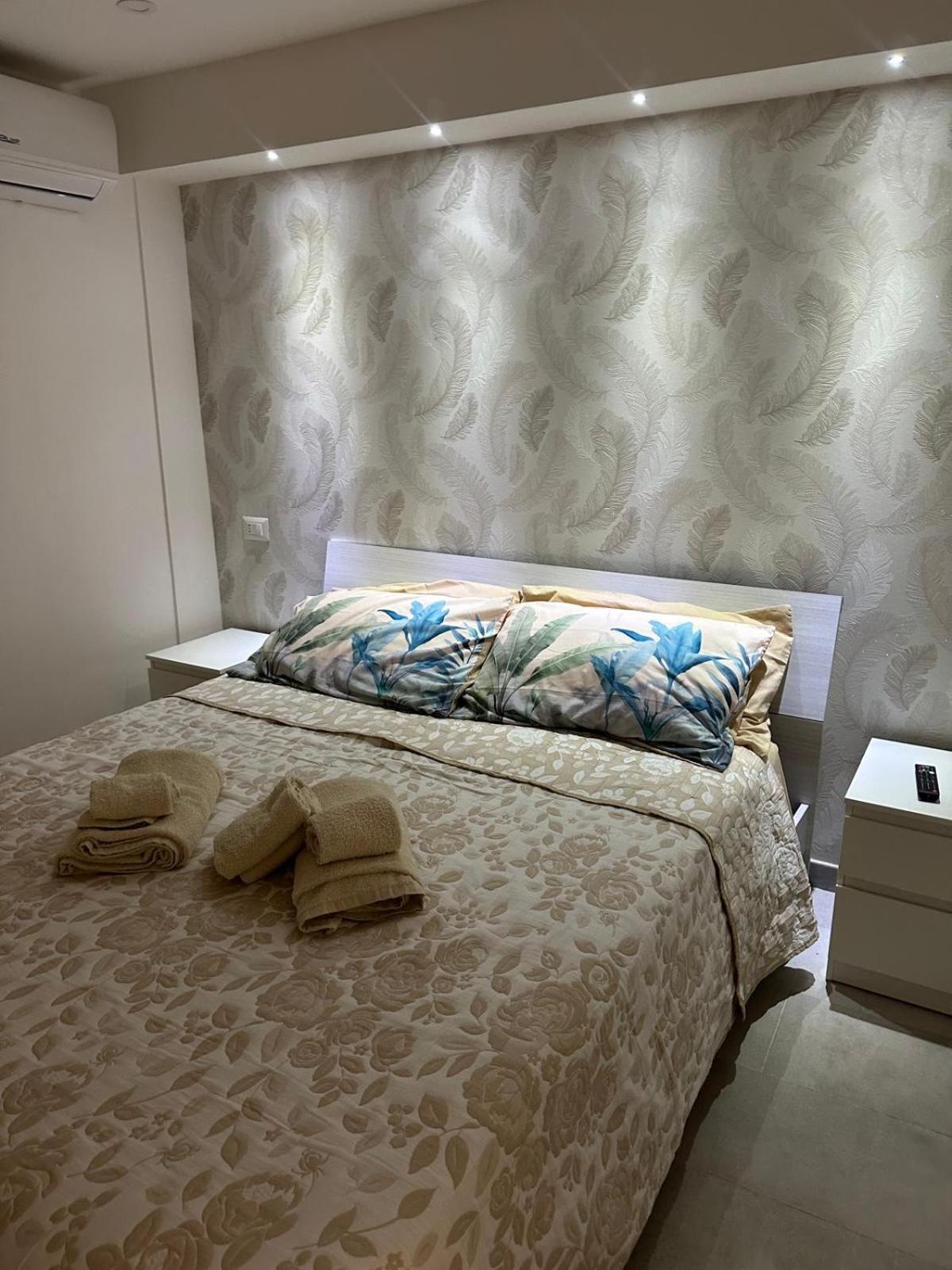 Dante Home Catania Bagian luar foto