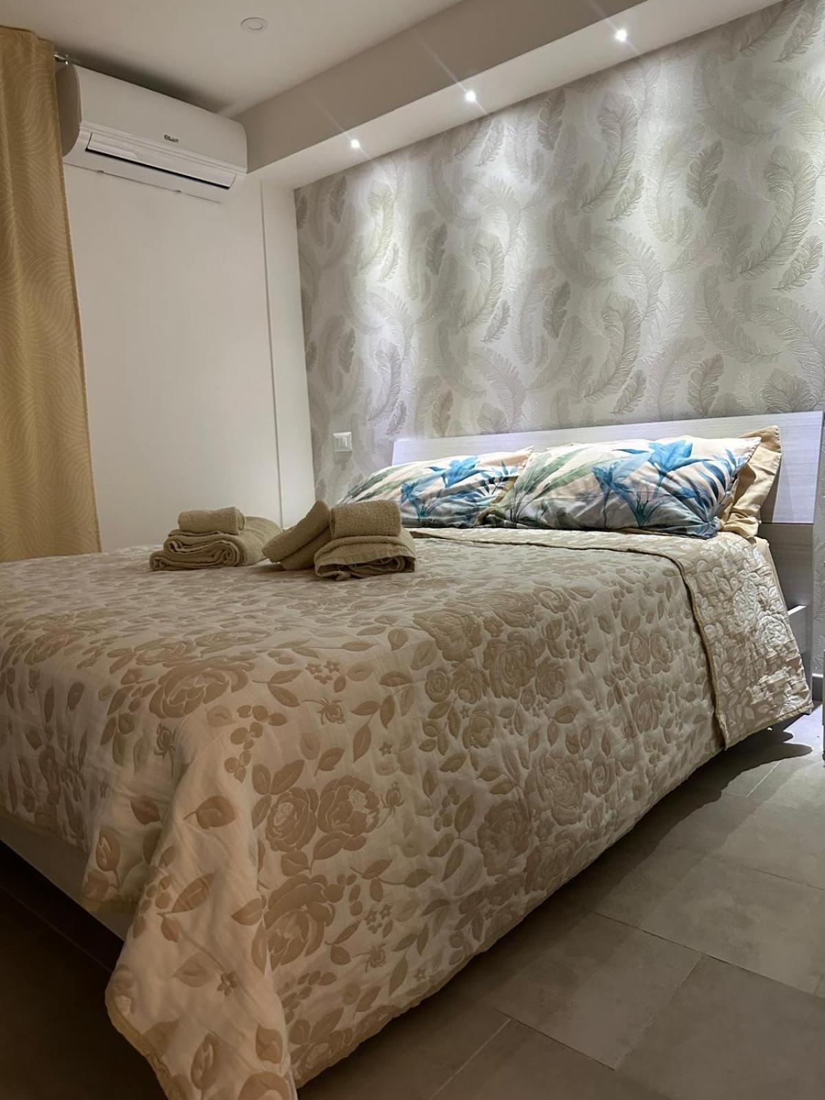 Dante Home Catania Bagian luar foto